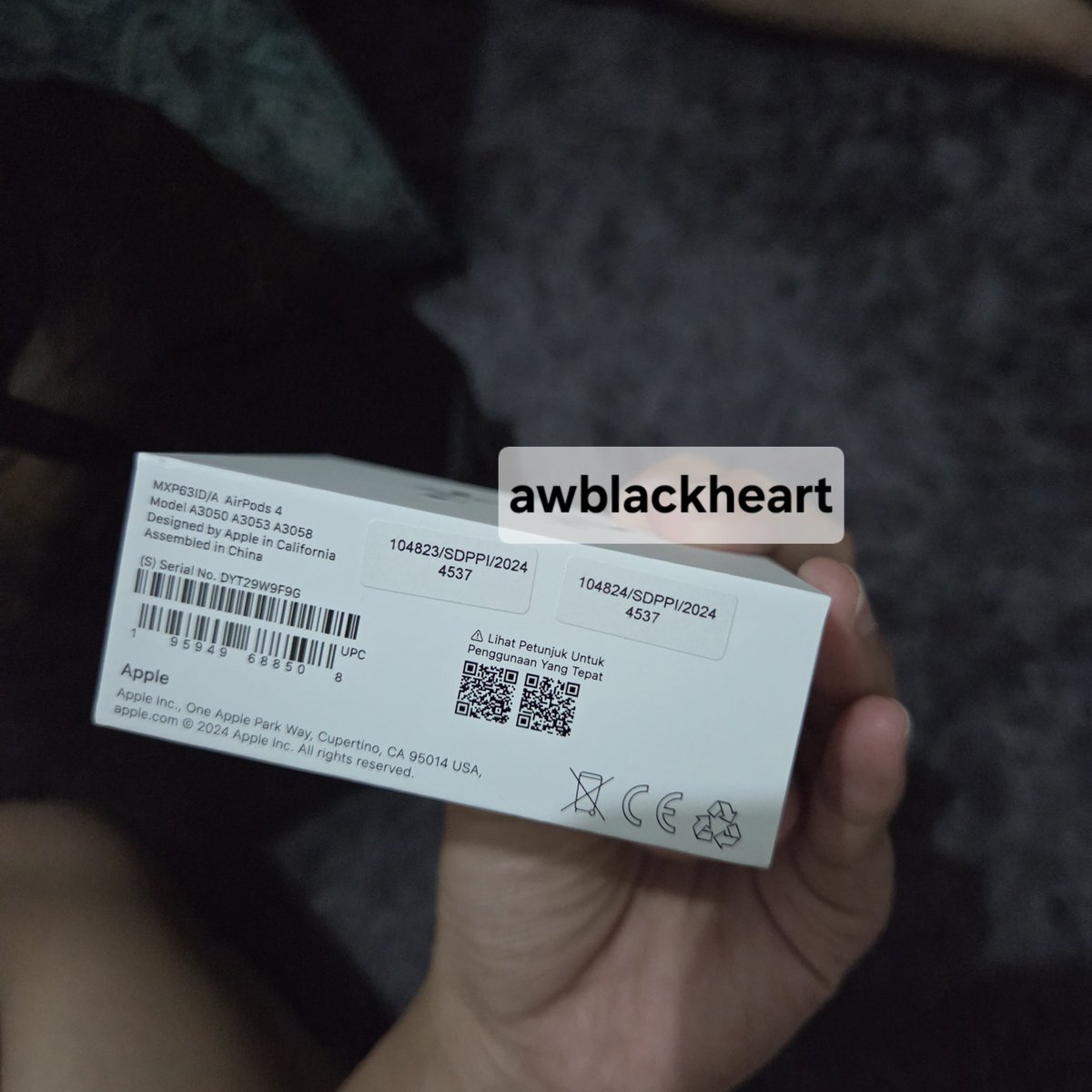 awblackheart's tweet photo. WTS AirPods 4 (Brand New, Sealed) 🤍
Garansi Resmi Indonesia
💰 Rp1.700.000 (nego tipis)
Fullset, belum pernah dipakai.
📦 Bisa kirim seluruh Indonesia
📍COD (jika memungkinkan)
DM if interested!

#airpods #wts #wtb #zonauang #zonajajan https://t.co/zkDQ2YxE9P