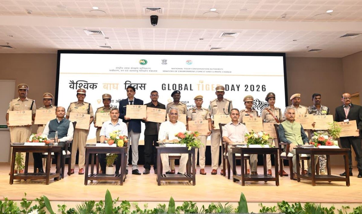 himantabiswa's tweet photo. Assam's successes in nature and animal conservation has been possible due to the unwavering commitment of our frontline warriors.

This commitment was recognised when Mami Basumatary and Mousumi Das, Foresters of Orang Tiger Reserve and Gwmshar Swinary, Van Mazdoor of Manas Tiger Reserve received the coveted NTCA Awards of Excellence 2026 from Hon'ble Union Minister Shri @byadavbjp ji in the Global Tiger Day celebrations.

I wish them the very best in their journey to maintain Assam's ecological diversity.