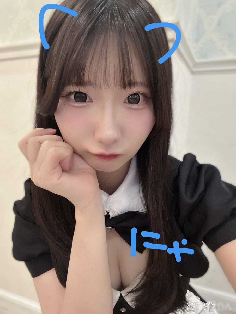 sena_o0zz's tweet photo. いるにゃーーん https://t.co/kp8F9fwsam