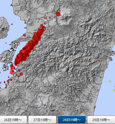 Boppo2011's tweet photo. ◆熊本地震の震源
どんどん南下して天草に向かってる
八代区間断層80kmとして宇津則から
最大　2＊Log10(80km)+3.6=M7.4
最悪、再度震度7の可能性もご留意を https://t.co/15U6c0EroM
