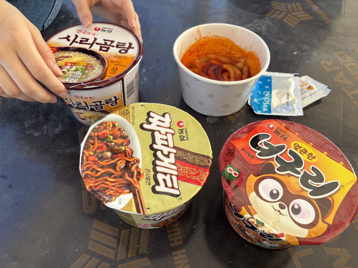 Laisa_ff14's tweet photo. 大学の友達が済州の大学院に行ってるので会ってきた〜ノグリ美味しかった https://t.co/IV0z02zZHk