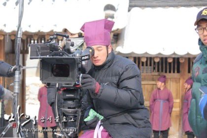 _____woooooo's tweet photo. 카메라 가지고 장난치는 것도 여전하네 왕승우 https://t.co/hhcWQY3DcJ