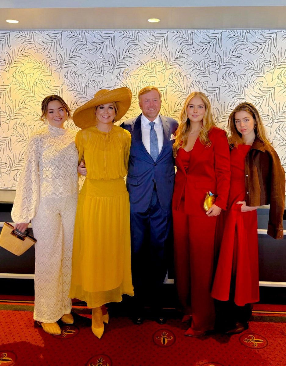 royalchildren_'s tweet photo. #KingWillemAlexander #QueenMaxima #PrincessCatharinaAmalia #PrincessAlexia and #PrincessAriane of The Netherlands pose for a picture before attending the King's Day 2026, on the occasion of King Willem-Alexander's 59th birthday, in Dokkum, Netherlands 👑🎂 -April 27th 2026. https://t.co/gyAmPmuJdv