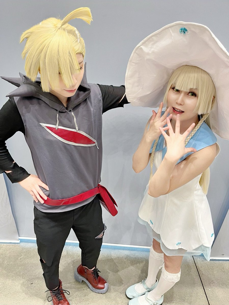 nkmr615's tweet photo. チャレで家族に会えて嬉しかったグラジオ(にっこりしちゃってる

リーリエ　@lil__wolf69 
モーン　@HrgPitzbuehl 
📸　をむちゃん
レタッチ　ろぼさん https://t.co/XHQ2uMoHyU