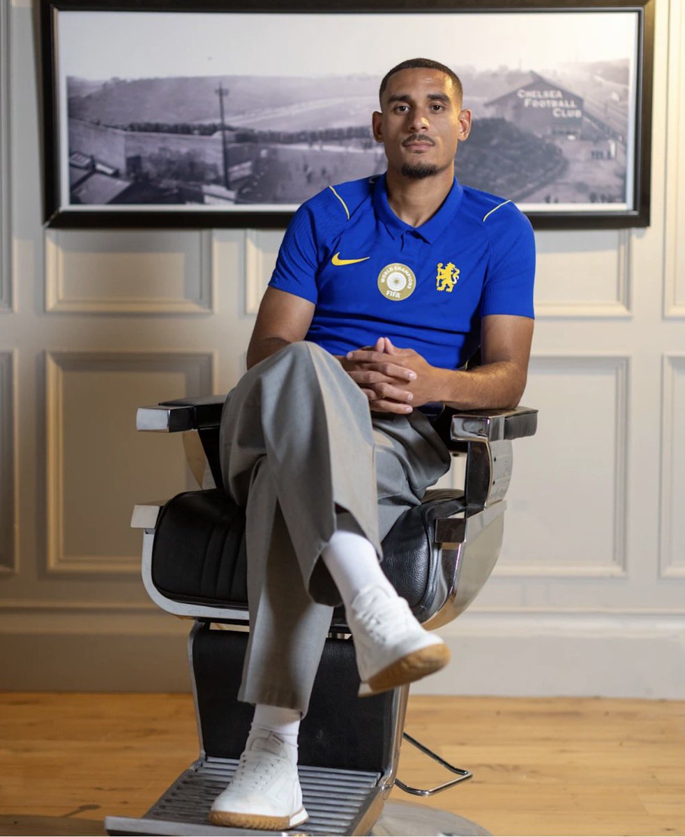 CFC_OBED's tweet photo. Lacroix is here and he looks perfect . The jersey jersey is growing on me ngl 😍💙 https://t.co/EbHEN04VoU