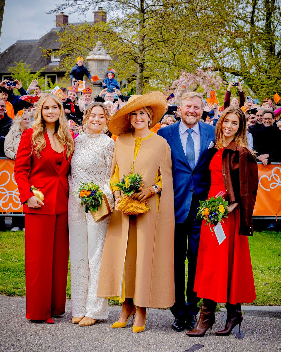 royalchildren_'s tweet photo. #KingWillemAlexander #QueenMaxima #PrincessCatharinaAmalia #PrincessAlexia & #PrincessAriane of The Netherlands attend King's Day 2026, on the occasion of King Willem-Alexander's 59th birthday, in Dokkum, Netherlands 👑🎂 -April 27th 2026.
.
📷 : Patrick van Katwijk/@GettyImages https://t.co/Lse43jEKwa