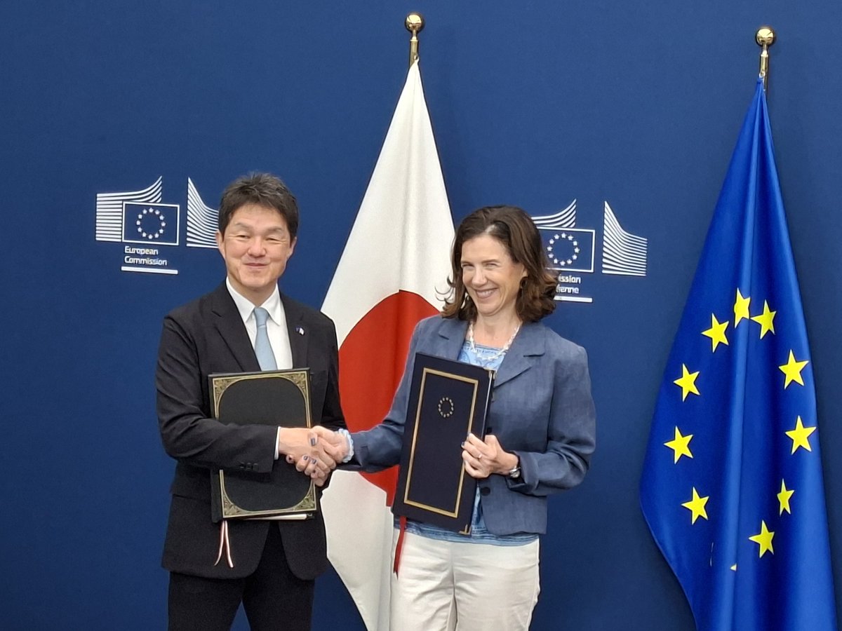 MofaJapan_jp's tweet photo. EUの研究開発支援枠組みであるホライズン・ヨーロッパへの日本政府の準参加に関する協定への署名が行われました。これにより、欧州を中心とした国際的な共同研究ネットワークへの我が国の企業や大学、研究機関による参加や我が国の科学技術力の強化が期待されます。
https://t.co/nlCSM70isi https://t.co/cuBmBG3T9m
