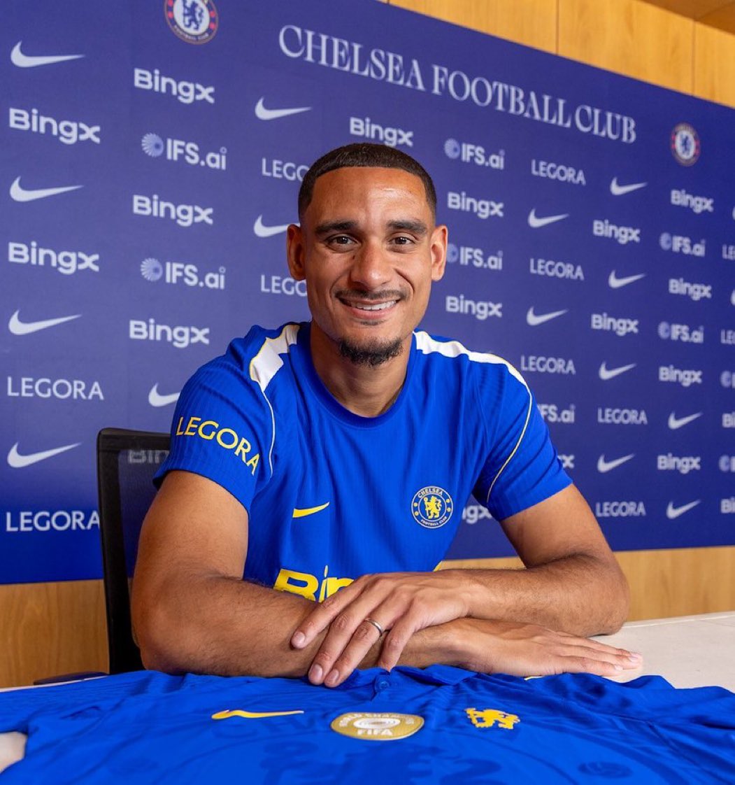 DebsSZN's tweet photo. Welcome to Chelsea, Lacroix!! We’re going to achieve great things together. 💙 https://t.co/Ckx4V21tLl