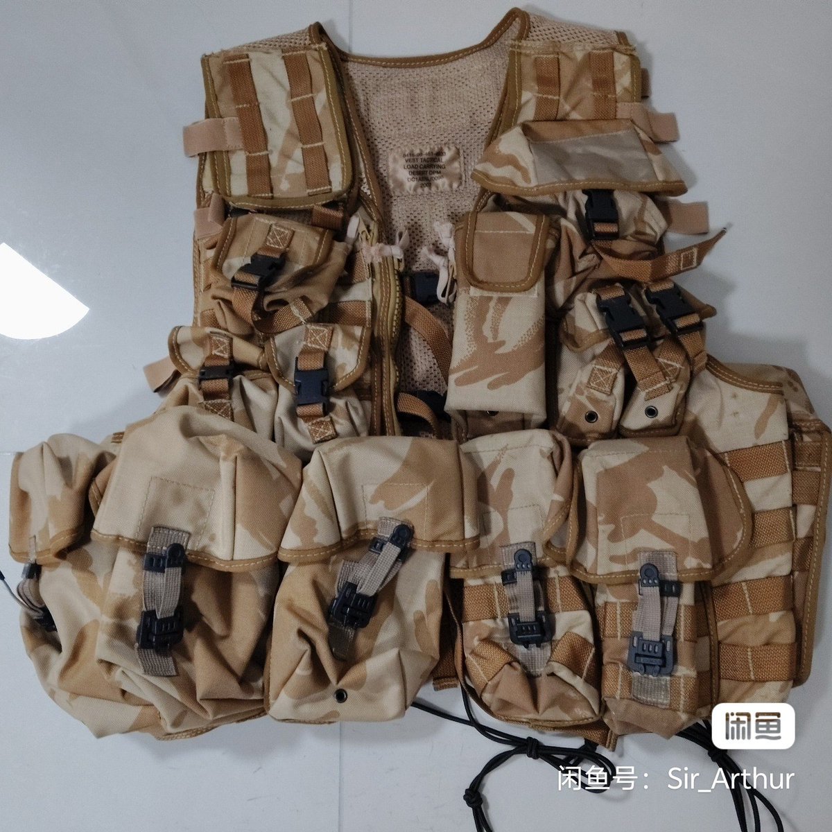 shy2kt's tweet photo. @doctoradmiral This is a British vest.The first is called ops, and the second is called vtlc. British helmets, vests, and bulletproof vests are the most commonly used items by the Ukrainian military besides their self-produced equipment including mk6 and mk7 helmets, mk2, mk3, mk4and ecba vests https://t.co/peKn929wig