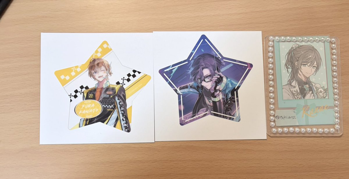 ituki_m722's tweet photo. 【交換】にじさんじ VOLTACTION 4th Anniversary 4周年 特典 星型カード

譲　画像1枚目

求　画像2枚目

❏求が付いてるもののみ。各1枚ずつ
❏郵送のみ

検索からでもお気軽にお声掛けください☘️*゜ https://t.co/nU8H4YVML3