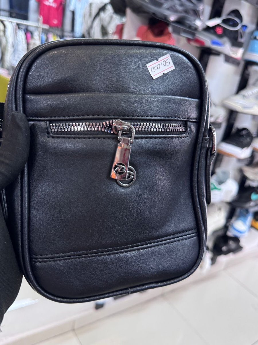 AlipoAndrewsII's tweet photo. Tikufunika kwa Ruger iti. Phone kusamala chete. 🤣🫵🏾

Ranging from 50K to 70K. Mikeystore. 📍 https://t.co/a36BzCoTP6