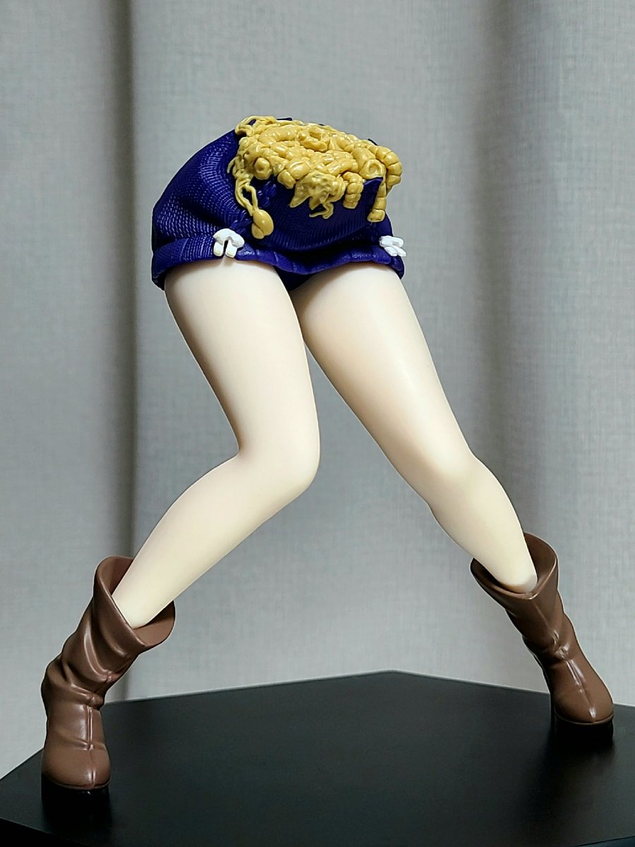 Ryona_Figure's tweet photo. 上半身吹っ飛ばされた子制作中

#リョナフィギュア #モブリョナ https://t.co/QTs1Z8nOus
