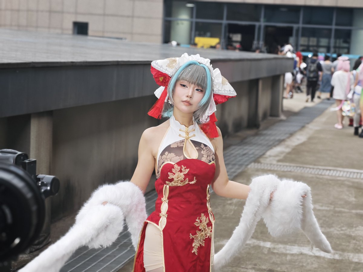Murphy48508919's tweet photo. 柴郡旗袍，是你喜欢的🐱🐱吗 📸
＃碧蓝航线 ＃柴郡 ＃COSER #漫展 https://t.co/D4XcYpsM70
