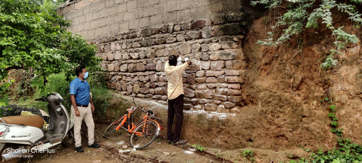 VankarKomal's tweet photo. Dusting activity done at juni kadoli raval vistar @CdhoSabarkantha @DmoSabarkantha @sbcc_phcilol @THOHimatnagar https://t.co/uh0mNU7TYx