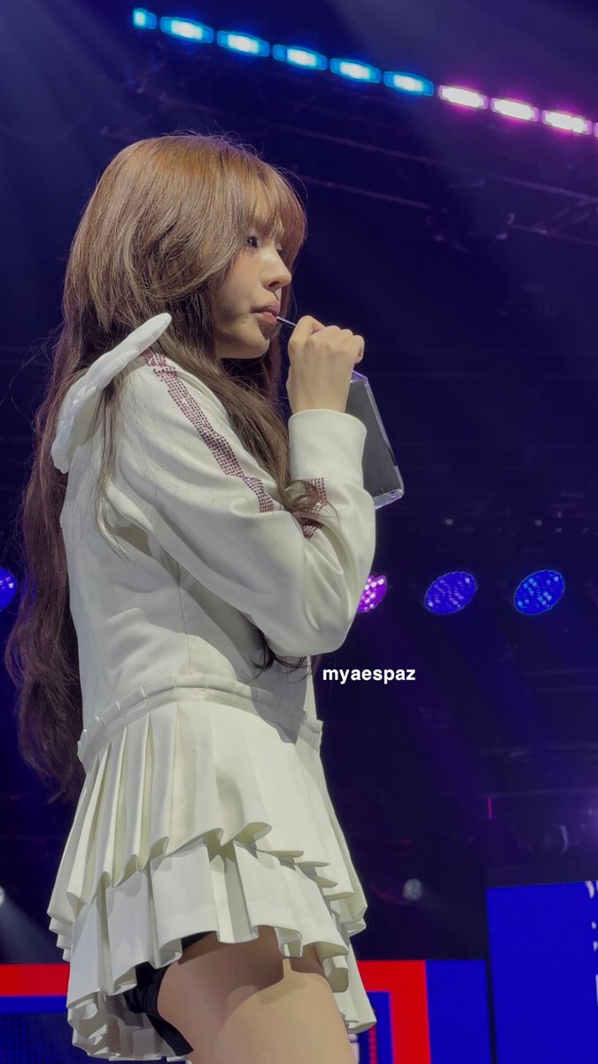 myaespaz's tweet photo. #LIZ #IVE #IVEWORLDTOUR #IVE_AUSTIN https://t.co/S7WIh2VHi4