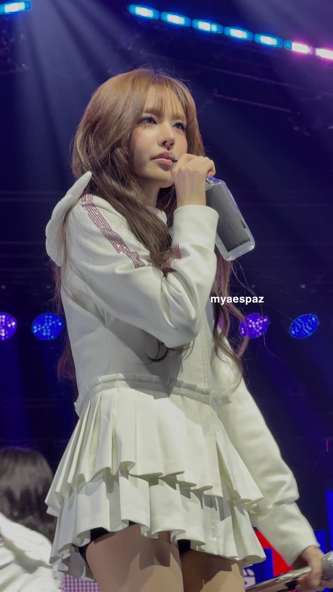 myaespaz's tweet photo. #LIZ #IVE #IVEWORLDTOUR #IVE_AUSTIN https://t.co/S7WIh2VHi4