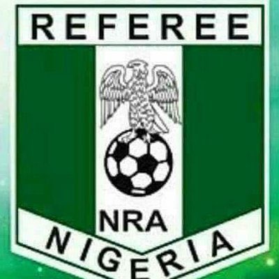 olisaemeka_G's tweet photo. 🚨 IS 🇳🇬 NIGERIAN LEAGUE ENCOURAGING BRIBERY OF REFEREES? 🤔

DID YOU KNOW THAT: The Nigerian football league referees have not received their match allowances since February 2026. 

The last they got paid was on matchday 25 of 38 last season. 

They also stopped paying them from the round of 32 of the Nigerian FA Cup.

From my experience in the league, the last rounds of games in every major football competition in Nigeria is usually marred with corruption, politics and “PR”. 
So basically by not paying these referees, the league itself encourages these referees to take bribe in order to survive. And being that the tournaments is in its concluding stages, many teams would be more willing to go to “any extent” to get points.. which includes trying to bribe referees. And not paying the referees salaries put them in a dicey situation as to whether to remain professional and go hungry or compromise and make some unruly money off the books. 

The @thenff @NatSportsComm @officialABAT should kindly look into this and resolve the matter as soon as possible.
