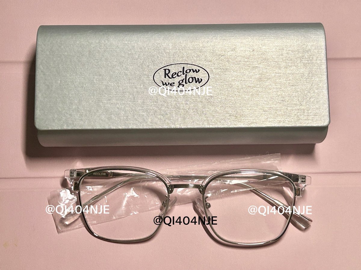 QI404NJE's tweet photo. 🫧 แว่นกรองแสง จีเซล RECLOW 🪷
✿ 600 บาท ส่งฟรี
✿ สภาพใหม่
เมนชั่น or dm 🫧
ขาย , พร้อมส่ง
#ส่งต่อเครื่องประดับ #โล๊ะตู้ #ส่งต่อเครื่องประดับ #เครื่องประดับ #ส่งต่อเสื้อผ้ามือสอง #แว่น #reclow #ส่งต่อเสื้อผ้า #ส่งต่อเครื่องสำอางค์ #ส่งต่อแว่น https://t.co/8izhti3F97