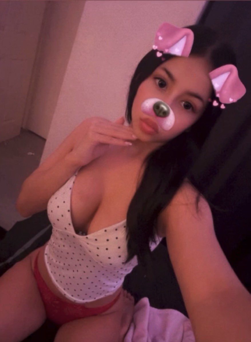 nmexposed's tweet photo. #abq #nm bop Instagram @ sophcarrr_
#exposed #albuquerque #bop #nsfwtwtًً https://t.co/cZW7R4Ftu2
