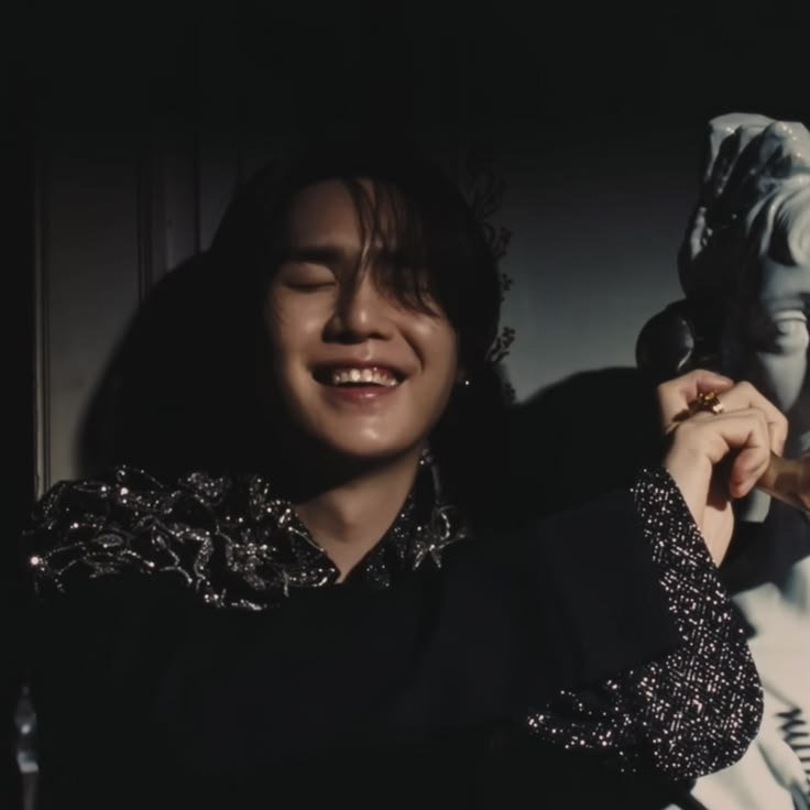 yoongi_minri's tweet photo. Totally normal 🤪 https://t.co/OGXj1HhXvu