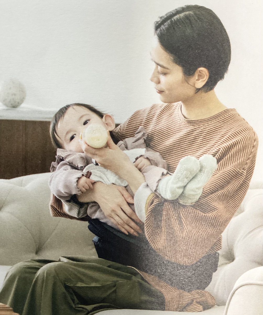 LucacohTokyo's tweet photo. 抱っこ紐を卒業する頃から使うイメージをお持ちの方が多いヒップシート　実は新生児の横抱きサポートとして　首がしっかりとしたらWショルダーをつけて抱っこ紐のように両手も離せるタイプに　1人でお座りできるようになったらおんぶや前向き抱っこにも使える【BABY&ME ベーレン】のご紹介　新生児期の抱っこ紐としても使えるFirstシリーズもございます　ご予約の上、ラクに抱っこできる体感をお試しください
https://t.co/G6YHxJTT7z
#ヒップシート
#抱っこ紐
#ベビーアンドミー
#下北沢
#ベビー用品