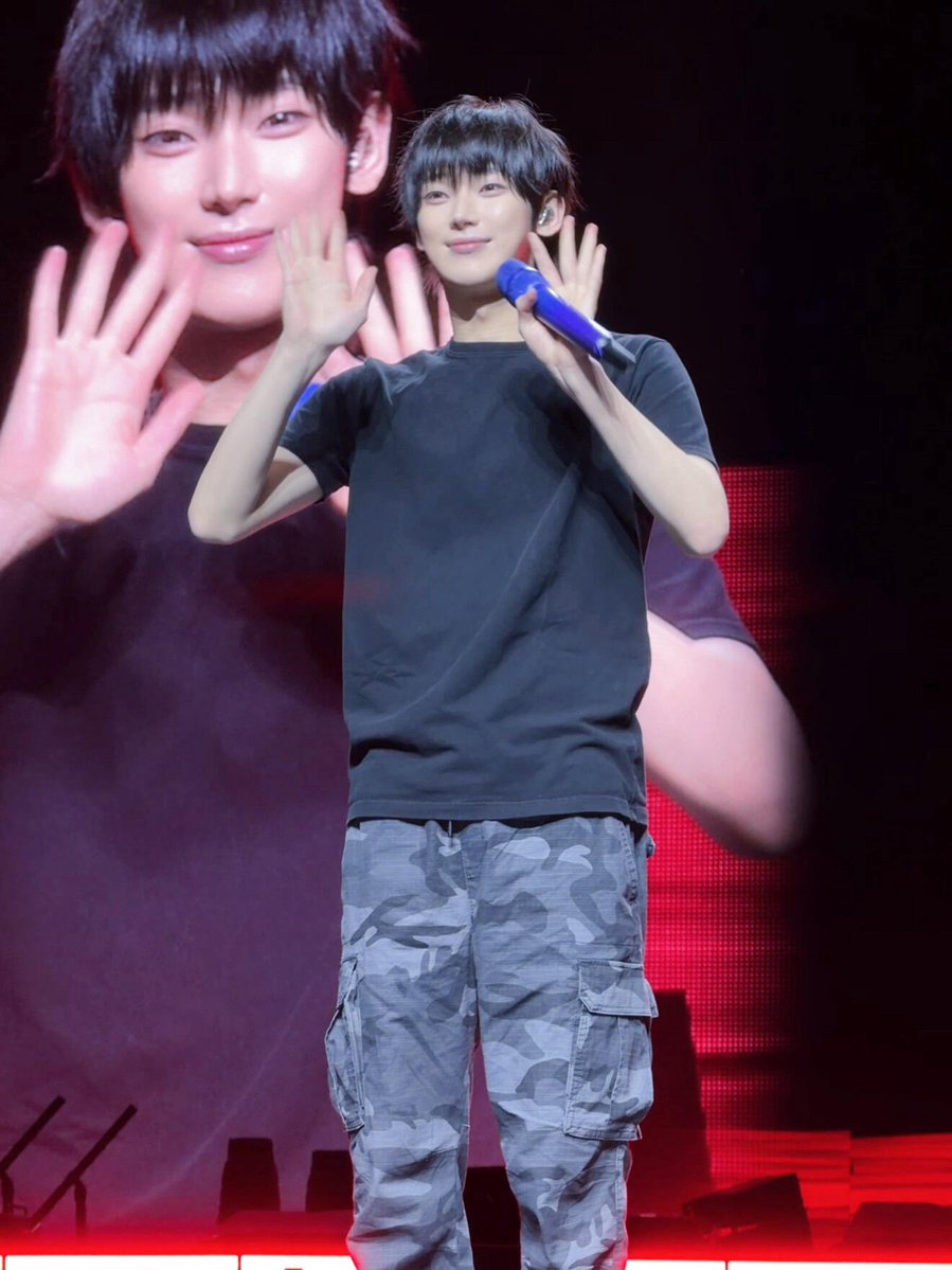 wywanny's tweet photo. ทำไมผมหนูสั่นลงเรื่อยๆ ( ∙̆.̯∙̆) https://t.co/jHBVMghPq2