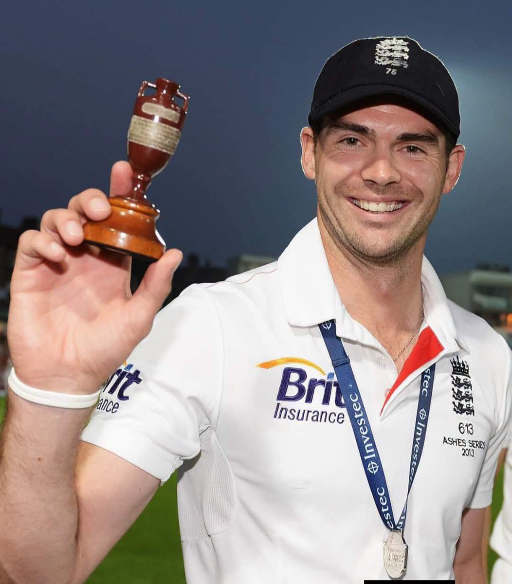 CricUpdate58494's tweet photo. 4️⃣0️⃣1️⃣ - International Matches 
9️⃣9️⃣1️⃣ - Wickets
3️⃣ - 10 Wicket Match Hauls
3️⃣4️⃣ - Five Wicket Hauls
4️⃣3️⃣ - Four Wicket Hauls 
1️⃣,6️⃣2️⃣7️⃣ - Runs 
1️⃣ - Fifty
1️⃣6️⃣3️⃣ - Catches

🔹ICC #T20WorldCup 2010 Winner 🏆️
🔸4 Times #Ashes Series Winner 🏆️🏆️🏆️🏆️

(1/5) https://t.co/WKY7RabHzX
