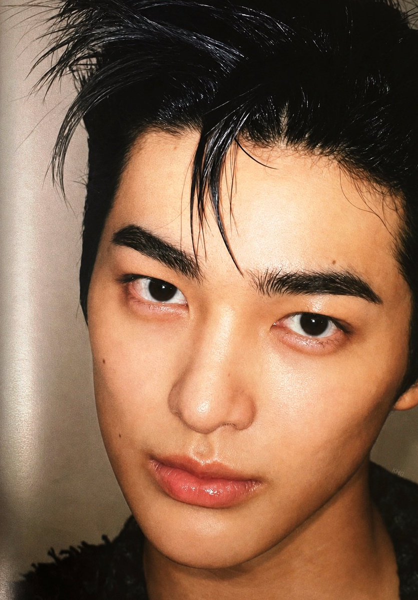 keonhoguide's tweet photo. #KEONHO #건호 ; DAZED KOREA 2026 📸 https://t.co/emqec7EwIw