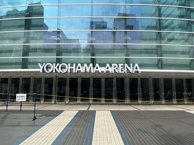 kikuo_km's tweet photo. 新横浜到着
Liveで座ったら寝そうな気がして来ました（電車は乗り過ごそうになりました）
ガチャ（ヨルシカの）は昨日今日で10連ずつ回しましたが欲しいのだけ出ません
9月のLiveの時は出るまで回そうかと思っています（なお1回600円） https://t.co/rTy4bBjmI4