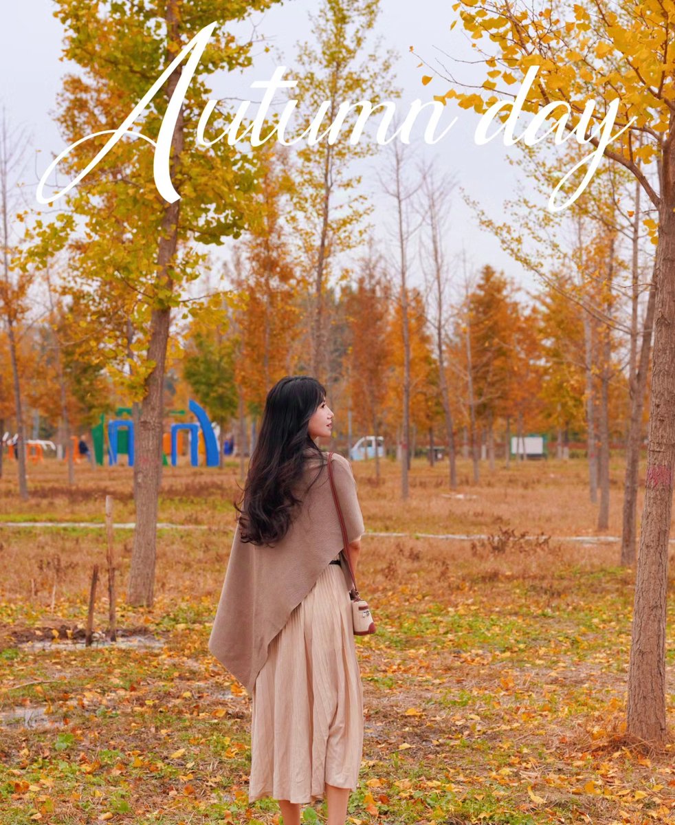 JenelleStepoe0's tweet photo. Sweater weather is finally here! Crunchy leaves, warm coffee, and cozy walks under golden skies  #AutumnVibes https://t.co/TF2Tn6Gw2k