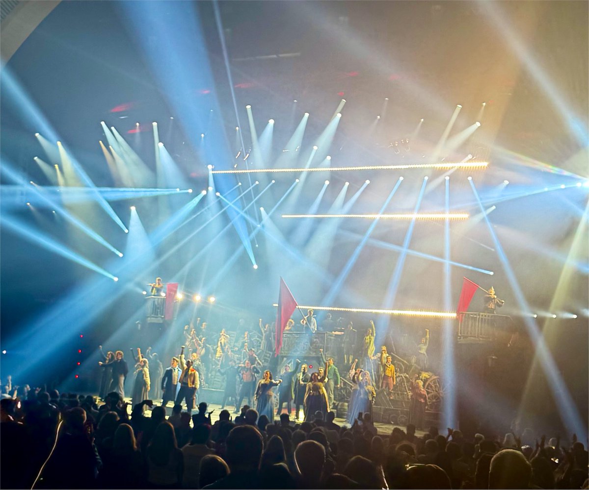 MyNameMe99's tweet photo. July 29, 2026. Les Misรฉrables: The Arena World Tour was absolutely phenomenal. An unforgettable night at Radio City Music Hall. ๐ญ๐
#LesMiserables #LesMis #ArenaWorldTour #RadioCityMusicHall #NYC #MusicalTheatre #LiveTheatre #Broadway #StandingOvation #UnforgettableNight https://t.co/jSNQag3jmL