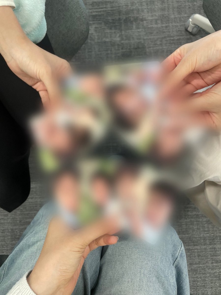 JIHUNIJOAH's tweet photo. 포맨트 2번째 포토카드 이벤트 곧 온대 ! 가만히 기다림🧎‍♀️ https://t.co/IBOSBhAplC