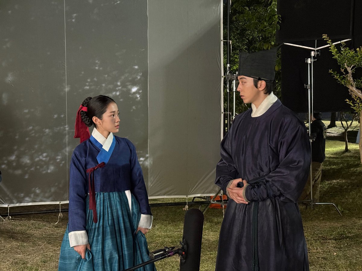 namjoohyukpic's tweet photo. joohyuk &amp; yoonseo https://t.co/V46ZcTNHZd
