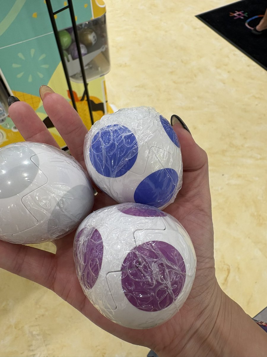 nkdaaaa14's tweet photo. ケロケロ間に合わなかったけど、タママ出て嬉しい🥺って思って買い物して帰ろうとしてたらヨッシー出て走った結果🥚
白は嬉しいけどピンクと水色が欲しい～！ https://t.co/mA54gPzGLl