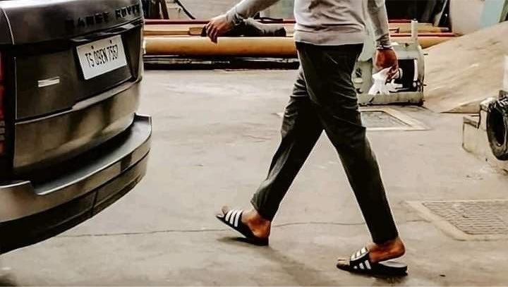 WhyShuu's tweet photo. Idhem fantasy andi enni years ayina ee slides pichi ento @PrabhasRaju 😭 https://t.co/8HoK8cgO0Y