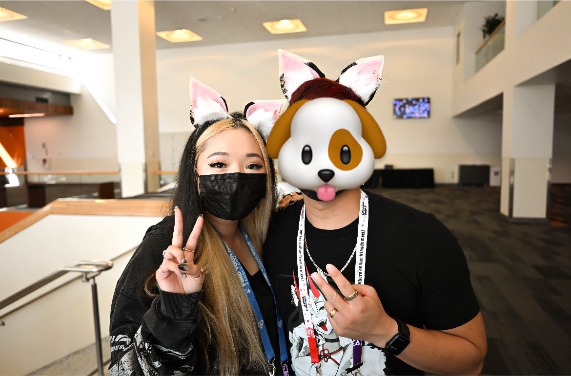DavidDLC111's tweet photo. Offkai this year was SUCH a banger, but we couldn’t have a con without the one and only @Kiyoko_Coco 

Proud of you for the amazing community you’ve built 🥹

To all the vocal stims yet to come,
🗣️KEEEEP 🗣️ HOLDING 🗣️ ONNNNN 🗣️ https://t.co/qTvrSOaXv6