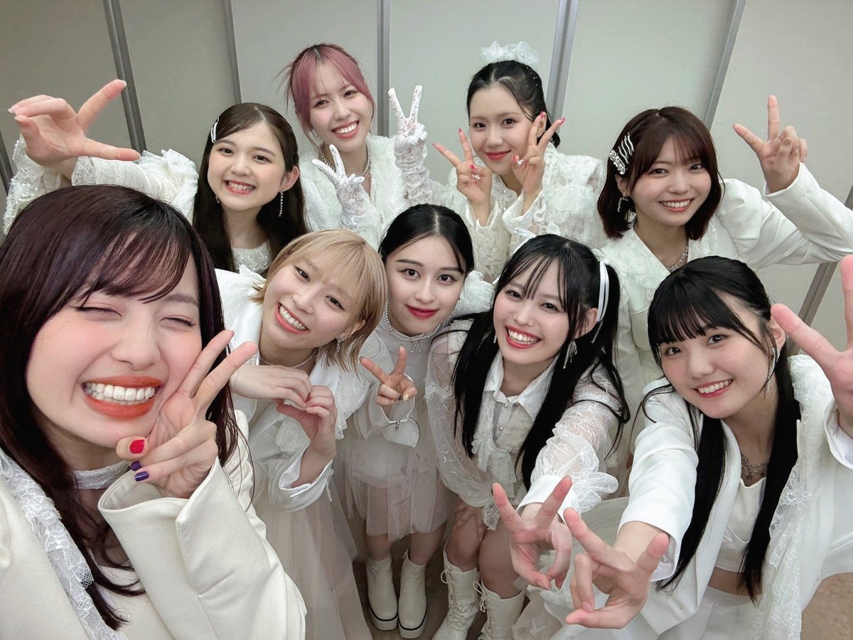 angerme_upfront's tweet photo. ⠀ ⠀ ⠀
🍉🏝️本日出演🏝️🍉

THANKS 10TH GIGA Special LIVE
POPPIN BASE in GIGA

📍おおきにアリーナ舞洲

#アンジュルム は19:25〜出演します🎤⊹ ࣪ ˖ 

たくさん盛り上がっていきましょう〜！
当日券のご用意もございますので、
アンジュルムのステージをぜひ体感してください🪽

🎫https://t.co/lUsOORfZvw

#ジャイガ #GIGA #GIGA10TH
@giga_osaka @POPPINBASE