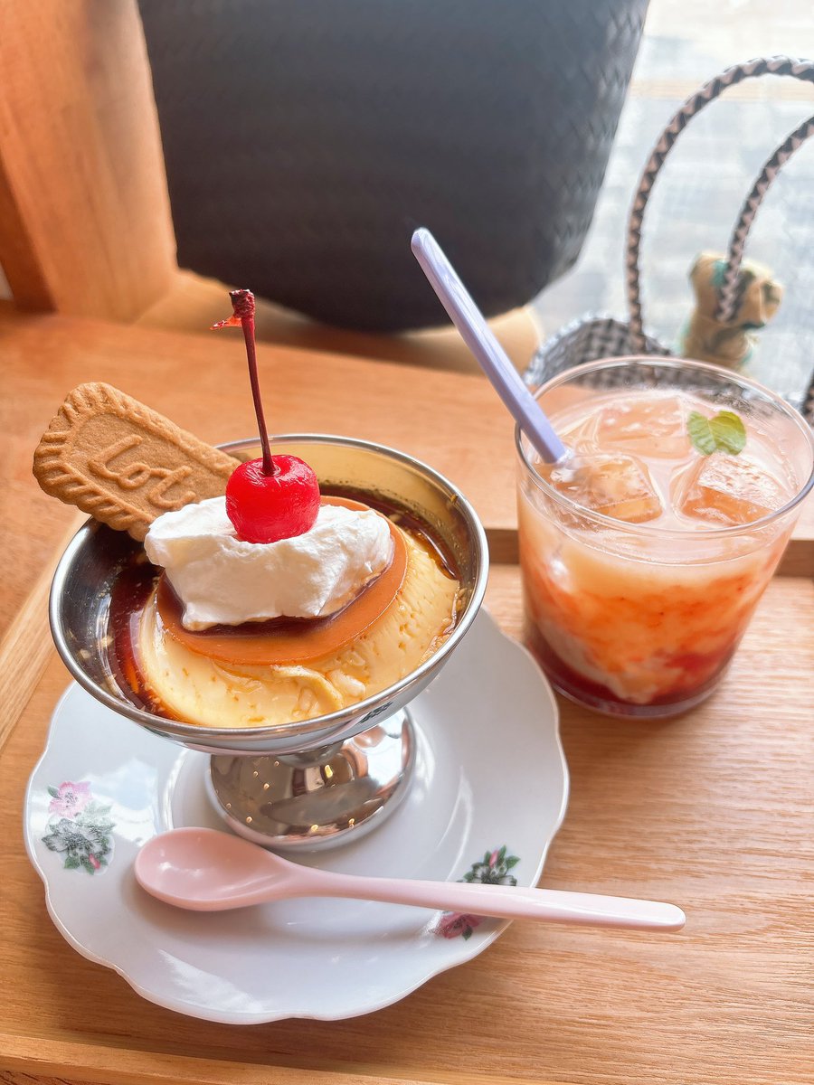 a239_n_'s tweet photo. 美味しかった🍮🍒 https://t.co/jrKkPJ4fAv