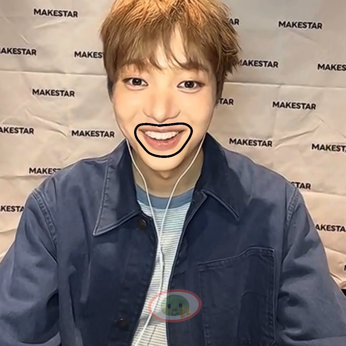 zzange_e's tweet photo. 아 진짜 웃기다

(Thank you 메로니♡) https://t.co/5VHHCb3vp2
