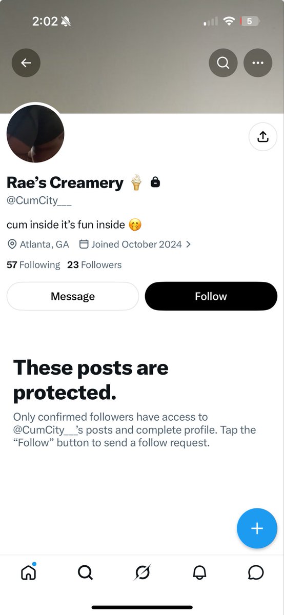 Jaydtooturnt's tweet photo. This lil hoe a scammer , paid then ghosted over $30 . 🤣🤣  her IG @ravenalejah smh lmao . Thick stank broke light skin . https://t.co/ofsrascAtI