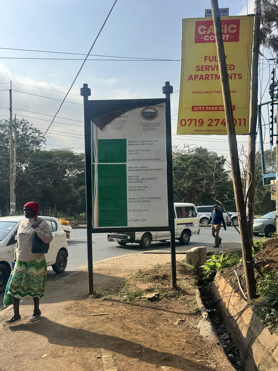 19_michellini's tweet photo. @KURAroads there is a huge crater apo Aga khan next to your billboard. Its been there for more than 3 months now. Check on this bana https://t.co/VMU2eWfWjg