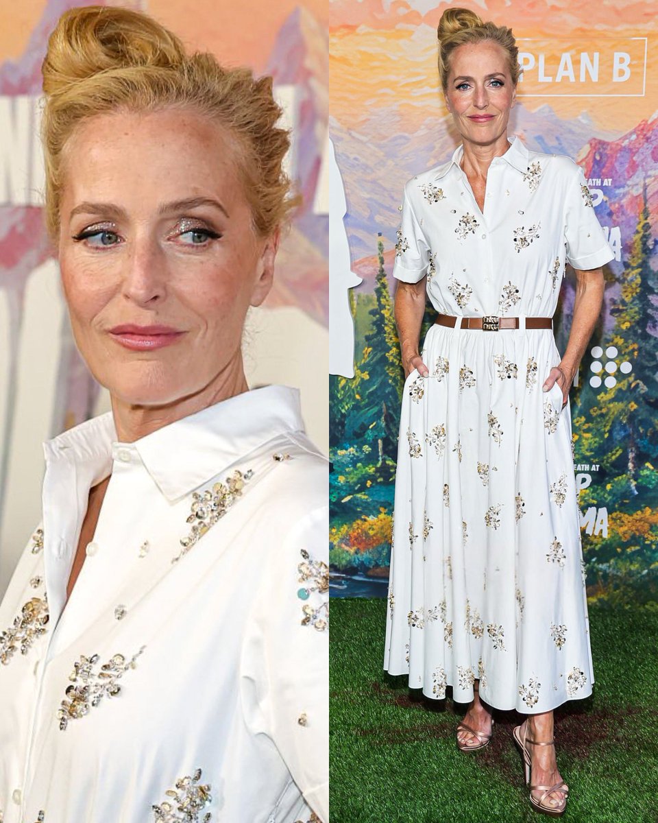 _filmcrave's tweet photo. Gillian Anderson attends the ‘TEENAGE SEX AND DEATH AT CAMP MIASMA’ Los Angeles premiere. 📷 https://t.co/0gIXWPHxh2