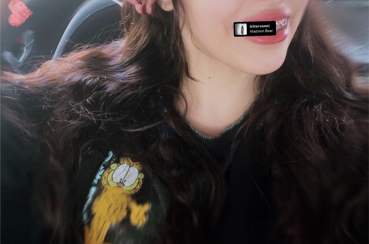 rii0ya's tweet photo. هيلوو https://t.co/gpHRz2gFqR