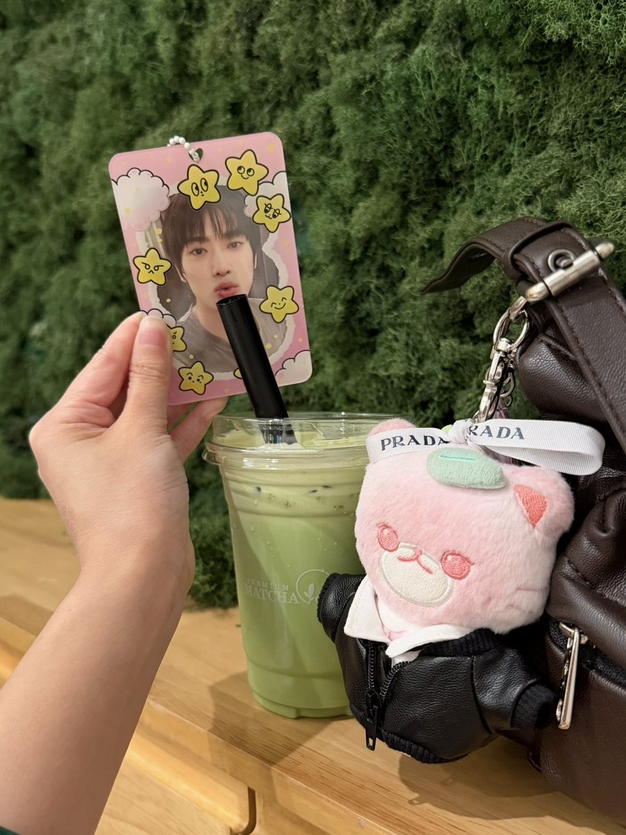 _pompompurhyun's tweet photo. my absolute dream wishlist jaehyun noot noot pc… now finally in my hands 🥹❤️‍🔥 I swear this was one of his hardest pcs to find 😭 https://t.co/JHq1qIMf6q