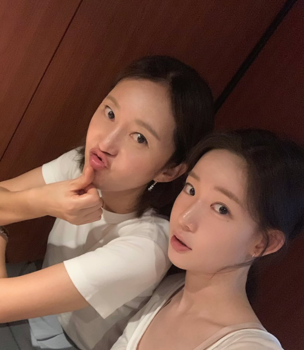sufmadldPdy's tweet photo. 염정아 최윤지 으아앙 !!!! 첫,사랑을 위하여 .. 하 잊고 살앗는데 다시 떠올랐다 다시 보러 가야겠지 https://t.co/bW4Bc5CPDU