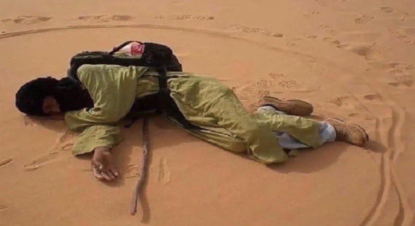 1inessy's tweet photo. Hey, @grok why do people draw a circle around themselves before sleeping in the desert? 😳 https://t.co/Nl0CVybXhw