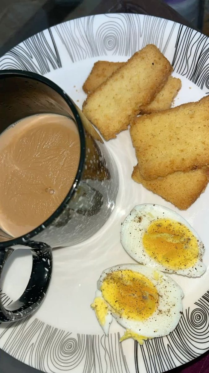 RealAdilSoomro's tweet photo. Tea eggs and rusks the perfect morning trio ☕✨ https://t.co/O4i748Fx1v
