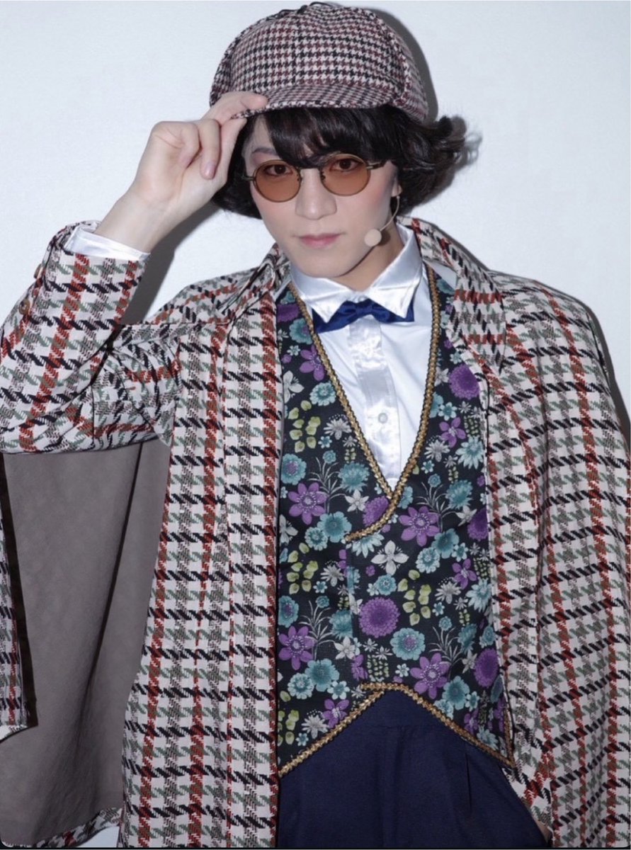 miiisa1985's tweet photo. 来週はやっとアケチコ見に行けるから、アケチコ用のネイルにチェンジ💚
ミントグリーンと神ちゃんの衣装イメージで2本だけデザイン

最初は推しの話やったのに途中からよく分からん話なって、最後は風〇の話なってた😂 https://t.co/J0UaG8wVbq