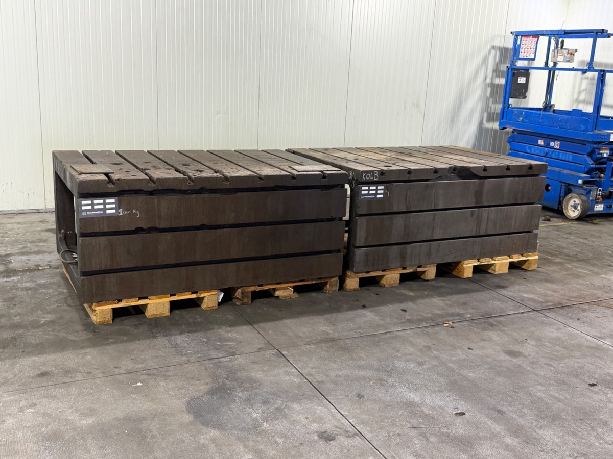 mach4metal's tweet photo. Box table ASQUITH RDG Number of T slots: 10 (7+3)
Jump from T to T 240mm
T size 28mm
Number of T-slotted sides:2
Length 1800mm
Width 1200mm
Height: 760mm
Weight 2500kg
#mach4metal #asquith #box #rdg #table #iron https://t.co/5o7fcr72nj