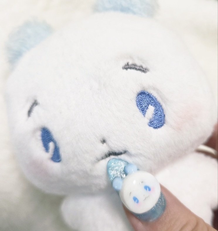 chaengchaeng_00's tweet photo. 네일팁나눔할수있는 그날까지 연습🥹  몌무 도플갱어 될때까지..해본다.. https://t.co/QcMUEUZ34s